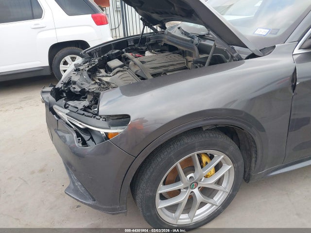 Продажа на аукционе авто 2021 Alfa Romeo Stelvio Ti Awd, vin: ZASPAKBN4M7D18739, номер лота: 44301804