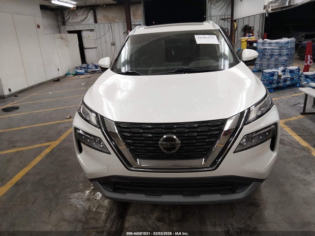 5N1AT3BA4MC819158 Nissan Rogue Sv Fwd