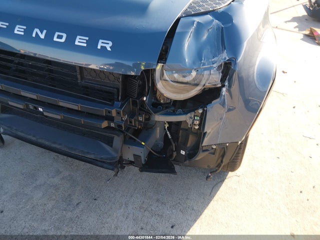 Продаж на аукціоні авто 2025 Land Rover Defender 110 P300, vin: SALEJ7EX4S2448971, номер лоту: 44301844