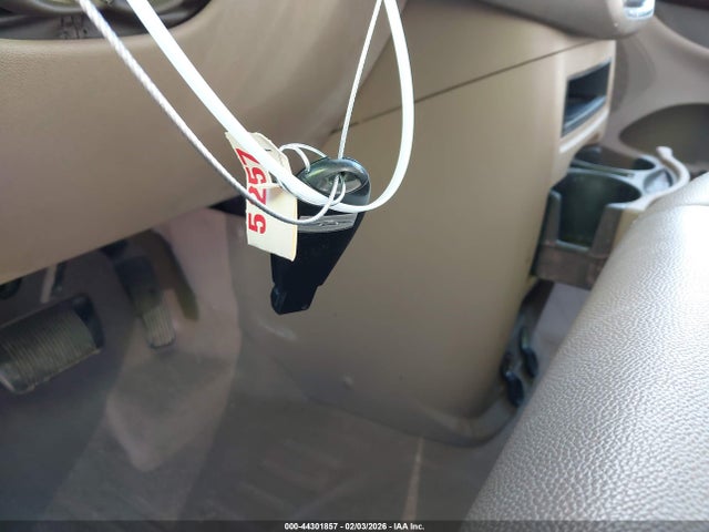 44301857 :رقم المزاد ، 2C4RC1BGXFR717681 vin ، 2015 Chrysler Town & Country Touring مزاد بيع