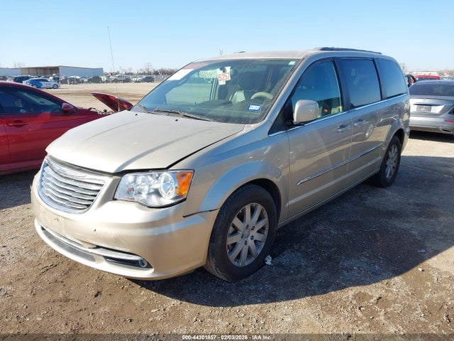 44301857 :رقم المزاد ، 2C4RC1BGXFR717681 vin ، 2015 Chrysler Town & Country Touring مزاد بيع