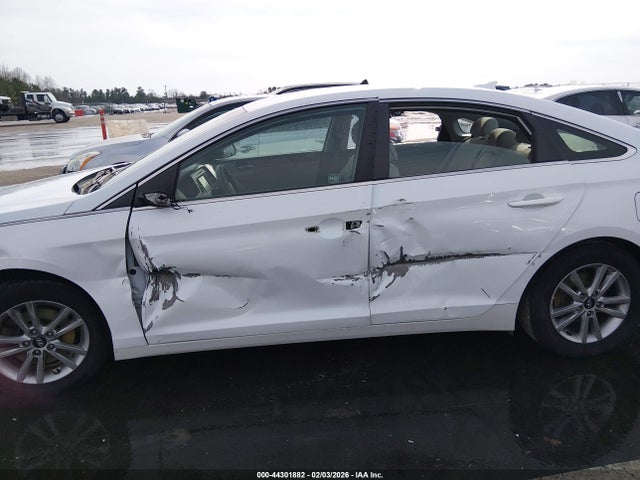 2016 Hyundai Sonata Se მანქანა იყიდება აუქციონზე, vin: 5NPE24AF7GH340138, აუქციონის ნომერი: 44301882