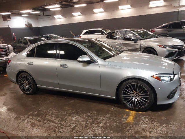 2022 Mercedes-benz C 300 Sedan მანქანა იყიდება აუქციონზე, vin: W1KAF4GB4NR049972, აუქციონის ნომერი: 44301951