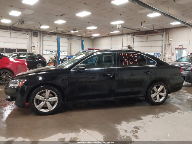 Продаж на аукціоні авто 2015 Volkswagen Passat 1.8t Limited Edition, vin: 1VWAT7A30FC115313, номер лоту: 44301964