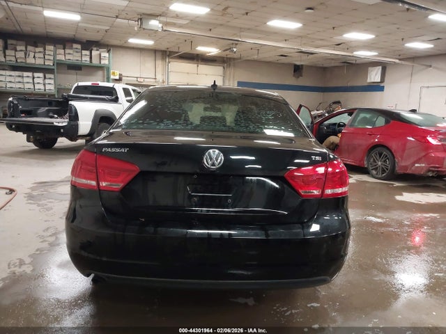 Продаж на аукціоні авто 2015 Volkswagen Passat 1.8t Limited Edition, vin: 1VWAT7A30FC115313, номер лоту: 44301964