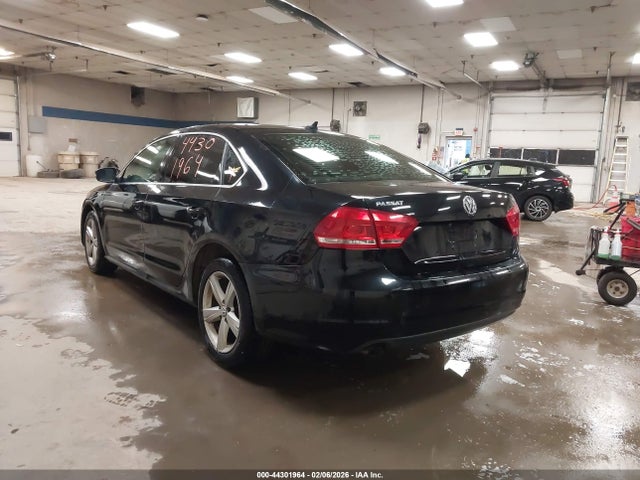 Продаж на аукціоні авто 2015 Volkswagen Passat 1.8t Limited Edition, vin: 1VWAT7A30FC115313, номер лоту: 44301964