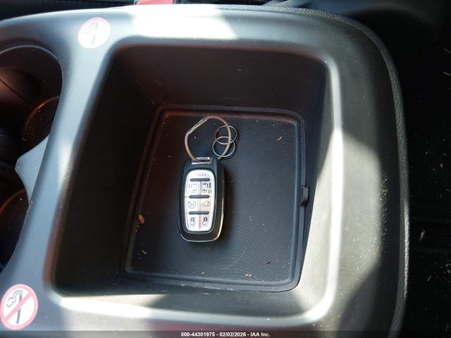 2C4RC1BG2SR577037 Chrysler Pacifica Select