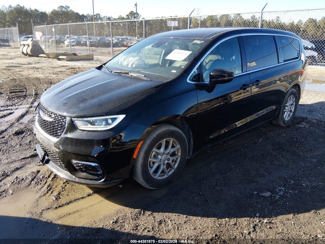 2C4RC1BG2SR577037 Chrysler Pacifica Select