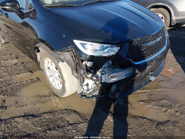 2C4RC1BG2SR577037 Chrysler Pacifica Select