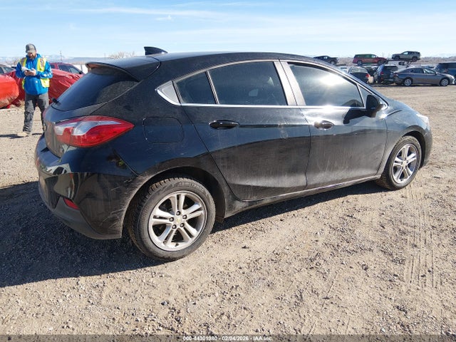 2018 CHEVROLET CRUZE 3G1BE6SM9JS642961 Photo 3