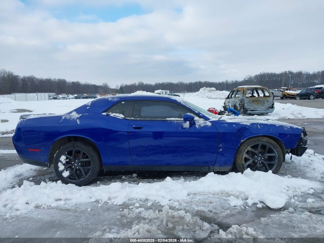 Продажа на аукционе авто 2021 Dodge Challenger Sxt, vin: 2C3CDZAG9MH509673, номер лота: 44302025