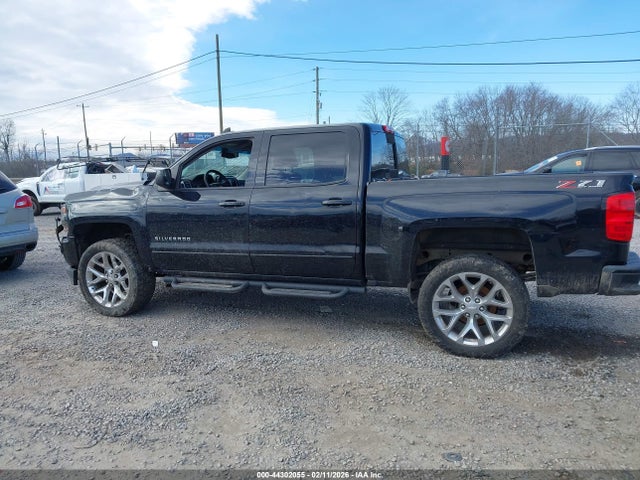 3GCUKREC4JG221164 Chevrolet Silverado 1500 2lt