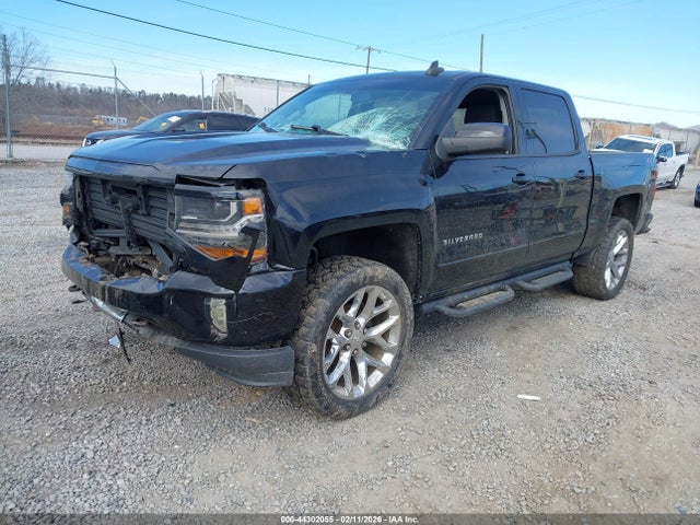 3GCUKREC4JG221164 Chevrolet Silverado 1500 2lt