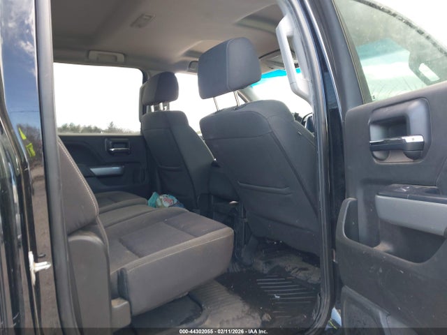 3GCUKREC4JG221164 Chevrolet Silverado 1500 2lt