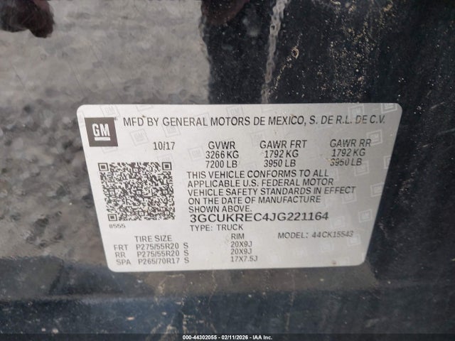 3GCUKREC4JG221164 Chevrolet Silverado 1500 2lt