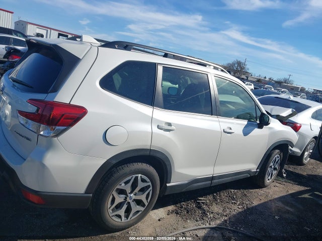 Aukcja sprzedaży 2022 Subaru Forester Premium, vin: JF2SKAEC0NH479560, numer aukcji: 44302059