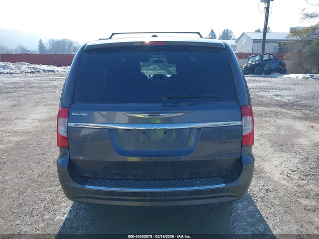 44302079 :رقم المزاد ، 2C4RC1BG2FR596161 vin ، 2015 Chrysler Town & Country Touring مزاد بيع