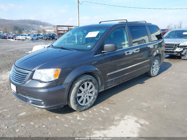 44302079 :رقم المزاد ، 2C4RC1BG2FR596161 vin ، 2015 Chrysler Town & Country Touring مزاد بيع