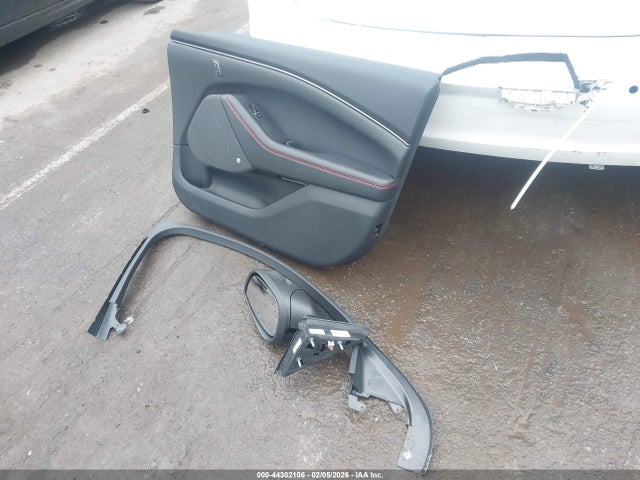 Ford Mustang Mach-e Premium 2025 3FMTK3SU0SMA25307 Image 12