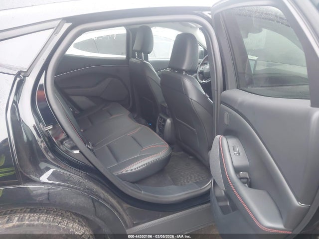 Ford Mustang Mach-e Premium 2025 3FMTK3SU0SMA25307 Image 8