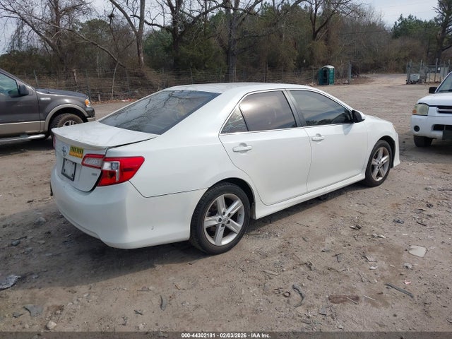 4T1BF1FK7EU455770 Toyota CAMRY SE