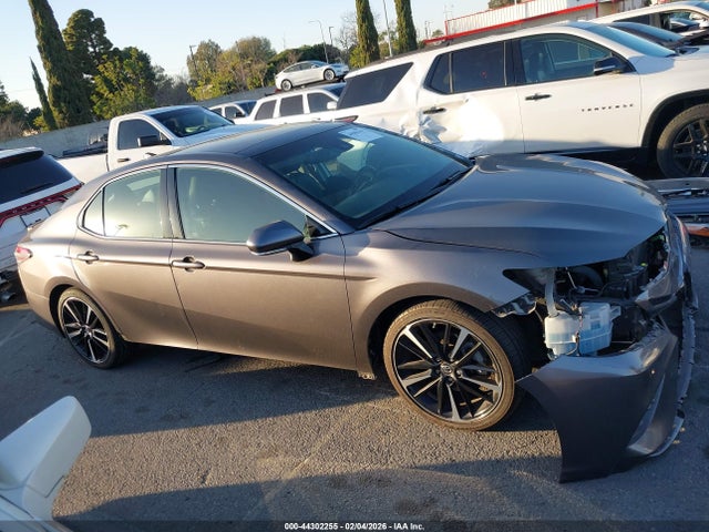 4T1BZ1HK1JU007443 Toyota Camry Xse V6