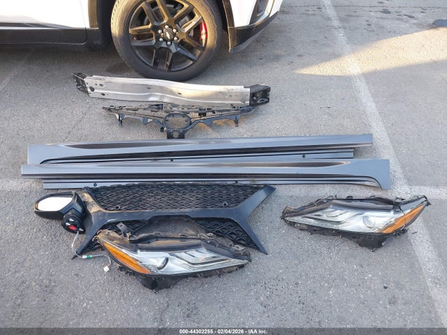 4T1BZ1HK1JU007443 Toyota Camry Xse V6