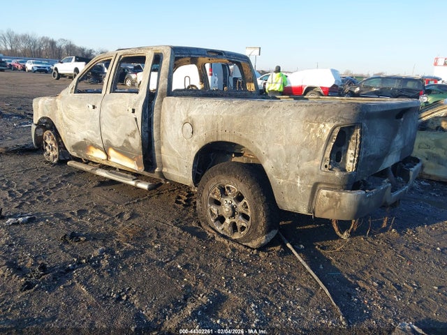 Продаж на аукціоні авто 2022 Ram 2500 Laramie  4x4 6'4 Box, vin: 3C6UR5FL2NG184003, номер лоту: 44302261