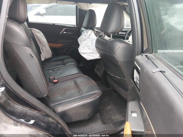 2022 MITSUBISHI OUTLANDER JA4J4VA81NZ082344 Photo 7