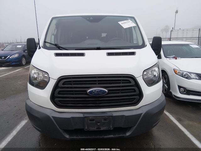 1FBZX2ZM7JKA75566 Ford Transit-350 Xl