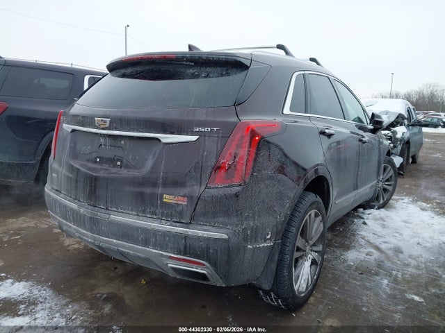 2021 CADILLAC XT5 1GYKNFR47MZ104841 Photo 3