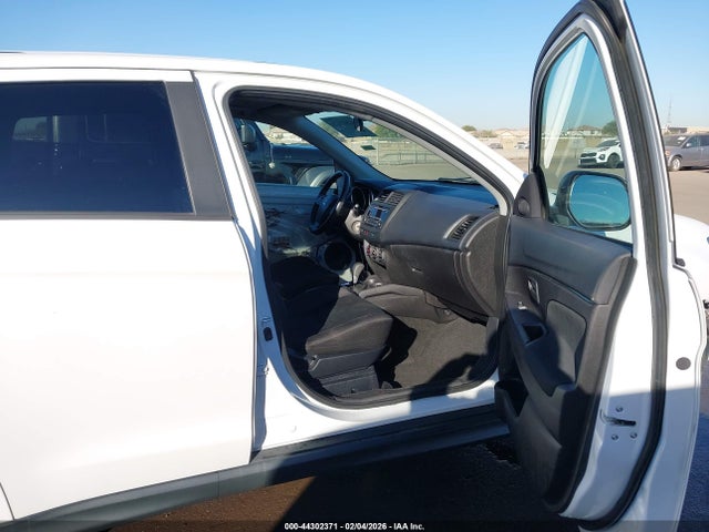 2015 MITSUBISHI OUTLANDER SPORT 4A4AP3AUXFE045289 Photo 4