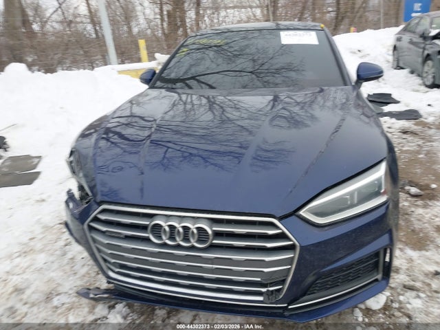 2019 Audi A5 45 Premium მანქანა იყიდება აუქციონზე, vin: WAUTNAF53KA079858, აუქციონის ნომერი: 44302373
