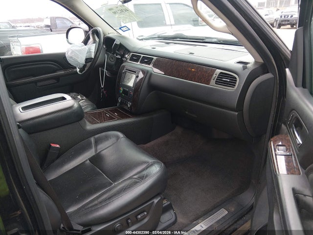 Продажа на аукционе авто 2012 Gmc Yukon Denali, vin: 1GKS1EEF4CR303979, номер лота: 44302390