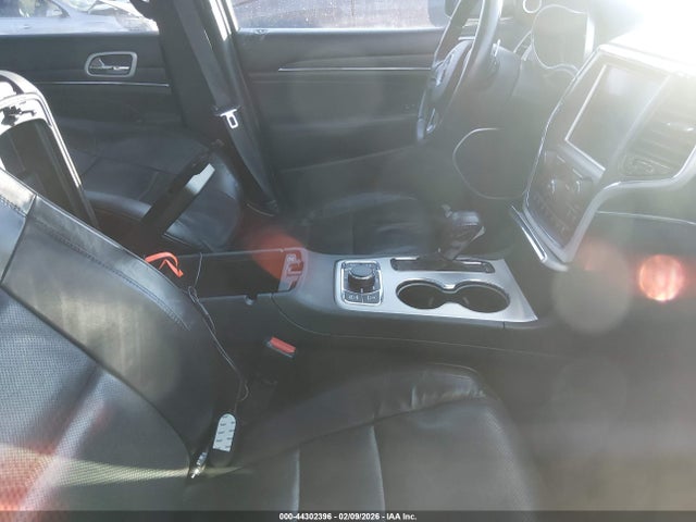 1C4RJFJG1JC249040 Jeep Grand Cherokee Summit 4x4
