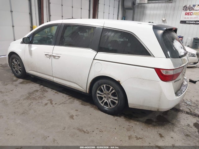 2013 HONDA ODYSSEY 5FNRL5H67DB014408 Photo 2