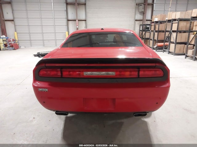 44302424 :رقم المزاد ، 2C3CDYAG1EH229760 vin ، 2014 Dodge Challenger Sxt مزاد بيع