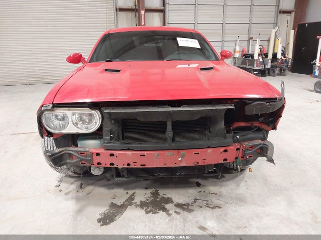 44302424 :رقم المزاد ، 2C3CDYAG1EH229760 vin ، 2014 Dodge Challenger Sxt مزاد بيع