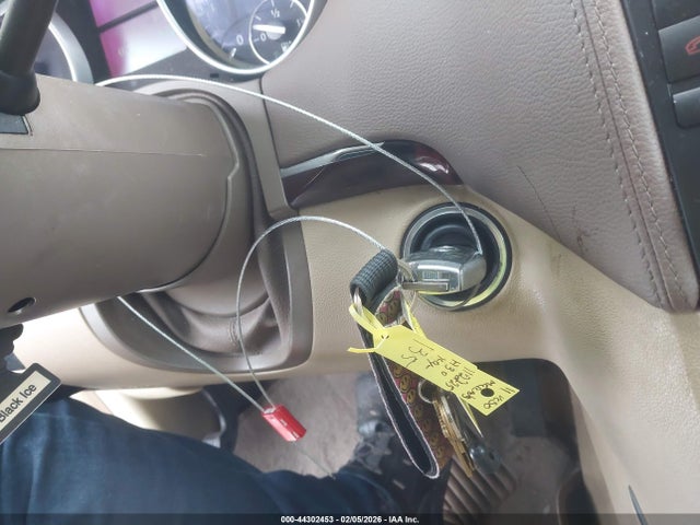 Продаж на аукціоні авто 2011 Mercedes-benz Gl-class Gl 450, vin: 4JGBF7BE5BA724204, номер лоту: 44302453