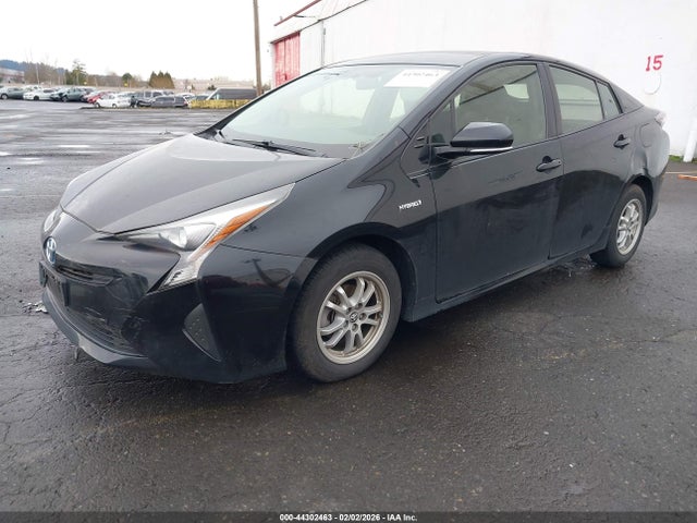 JTDKARFU3G3522943 Toyota Prius Two Eco