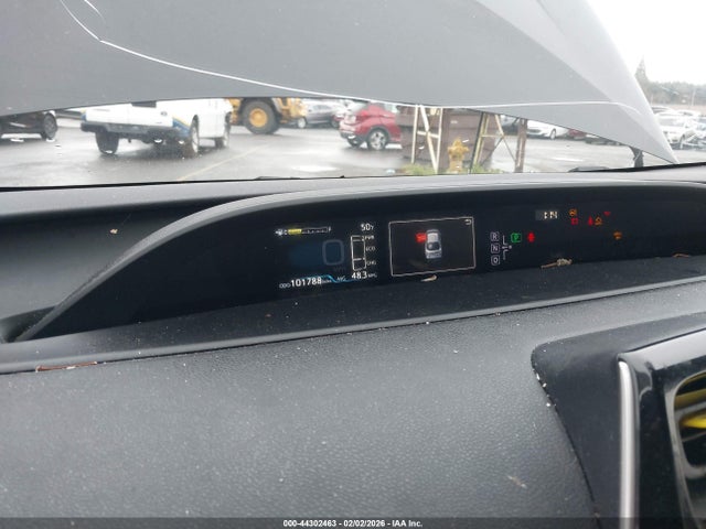 JTDKARFU3G3522943 Toyota Prius Two Eco