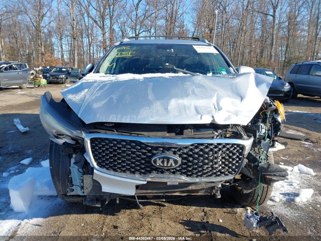 Продаж на аукціоні авто 2017 Kia Sorento 3.3l Lx, vin: 5XYPGDA55HG292309, номер лоту: 44302467