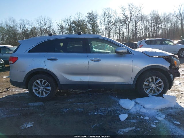 Продаж на аукціоні авто 2017 Kia Sorento 3.3l Lx, vin: 5XYPGDA55HG292309, номер лоту: 44302467