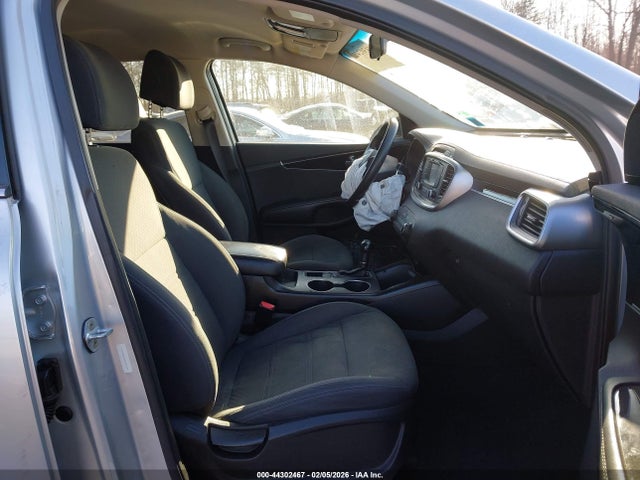 Продаж на аукціоні авто 2017 Kia Sorento 3.3l Lx, vin: 5XYPGDA55HG292309, номер лоту: 44302467