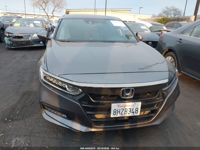 1HGCV1F32JA247670 Honda Accord Sport