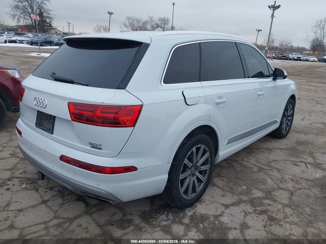 2017 AUDI Q7 WA1LAAF77HD014142 Photo 3