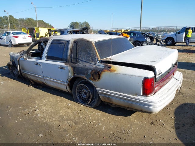 1993 LINCOLN TOWN CAR 1LNLM82W7PY771113 Photo 2