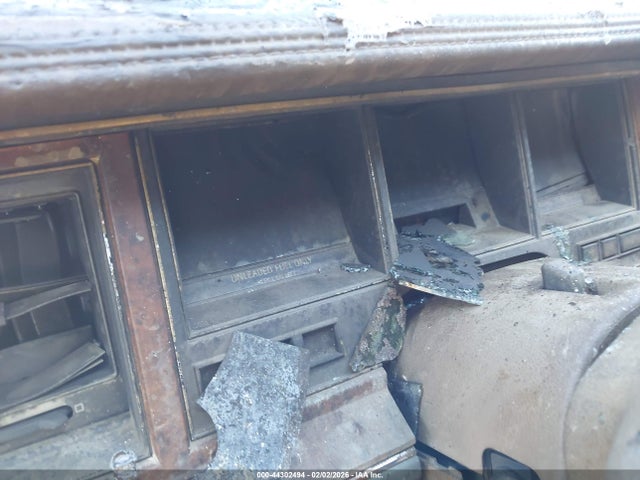 1993 LINCOLN TOWN CAR 1LNLM82W7PY771113 Photo 6