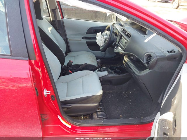 Toyota Prius C One 2014 JTDKDTB30E1072176 Image 5