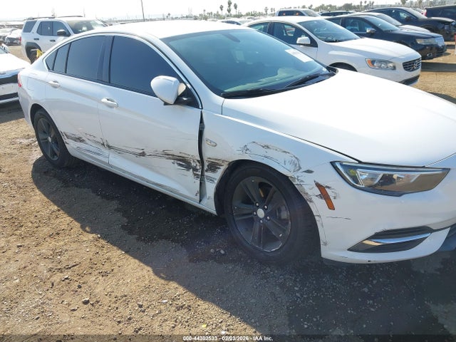 Buick Regal Sportback Preferred 2018 W04GL6SX2J1055347 Image 6